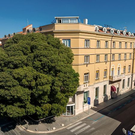 Palazzo President Hotel Split Bagian luar foto