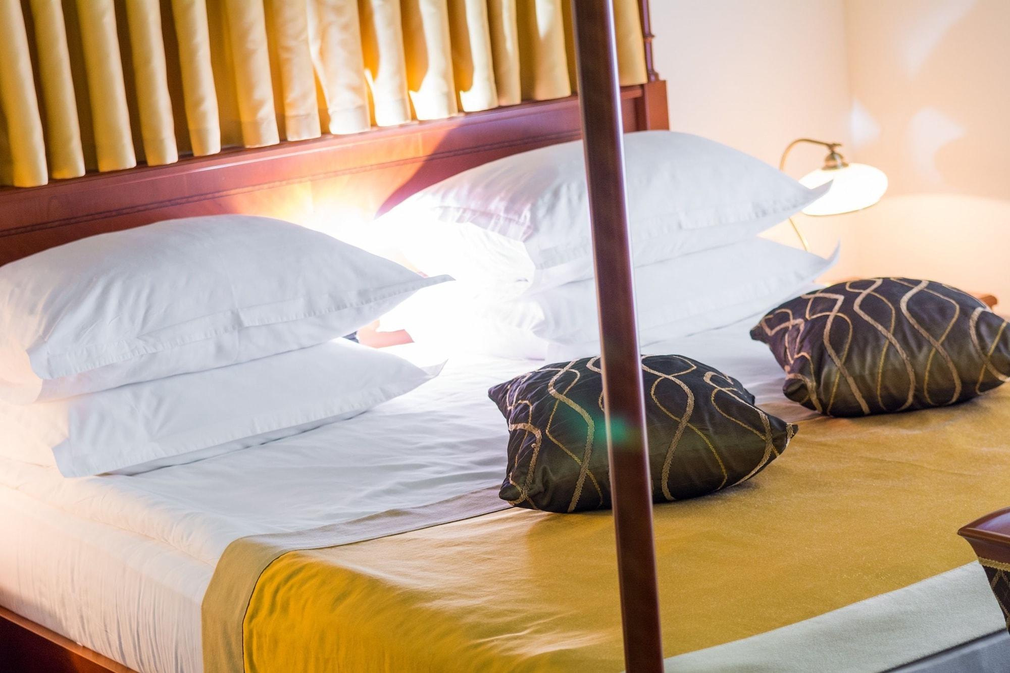 Palazzo President Hotel Split Bagian luar foto