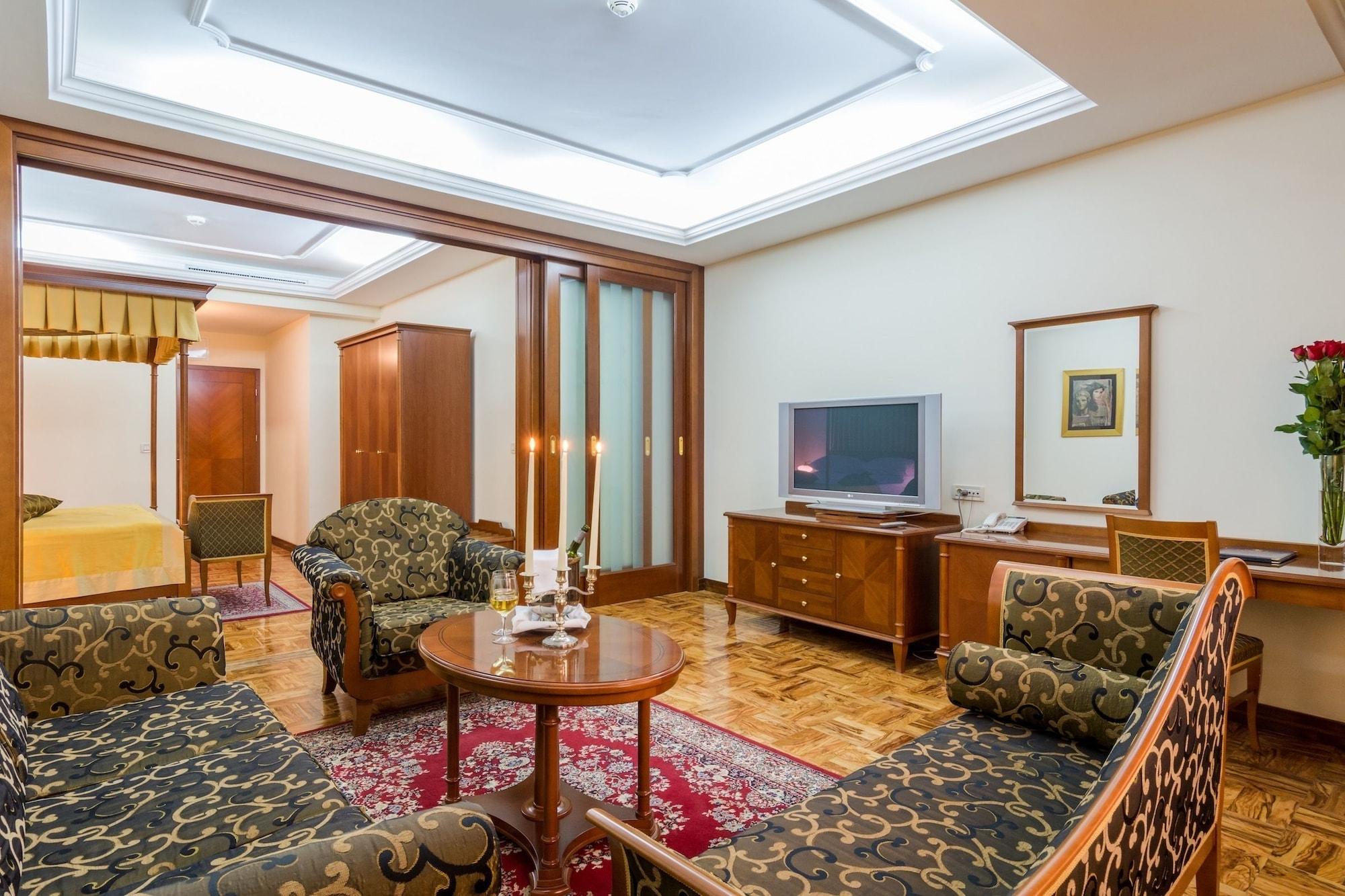Palazzo President Hotel Split Bagian luar foto