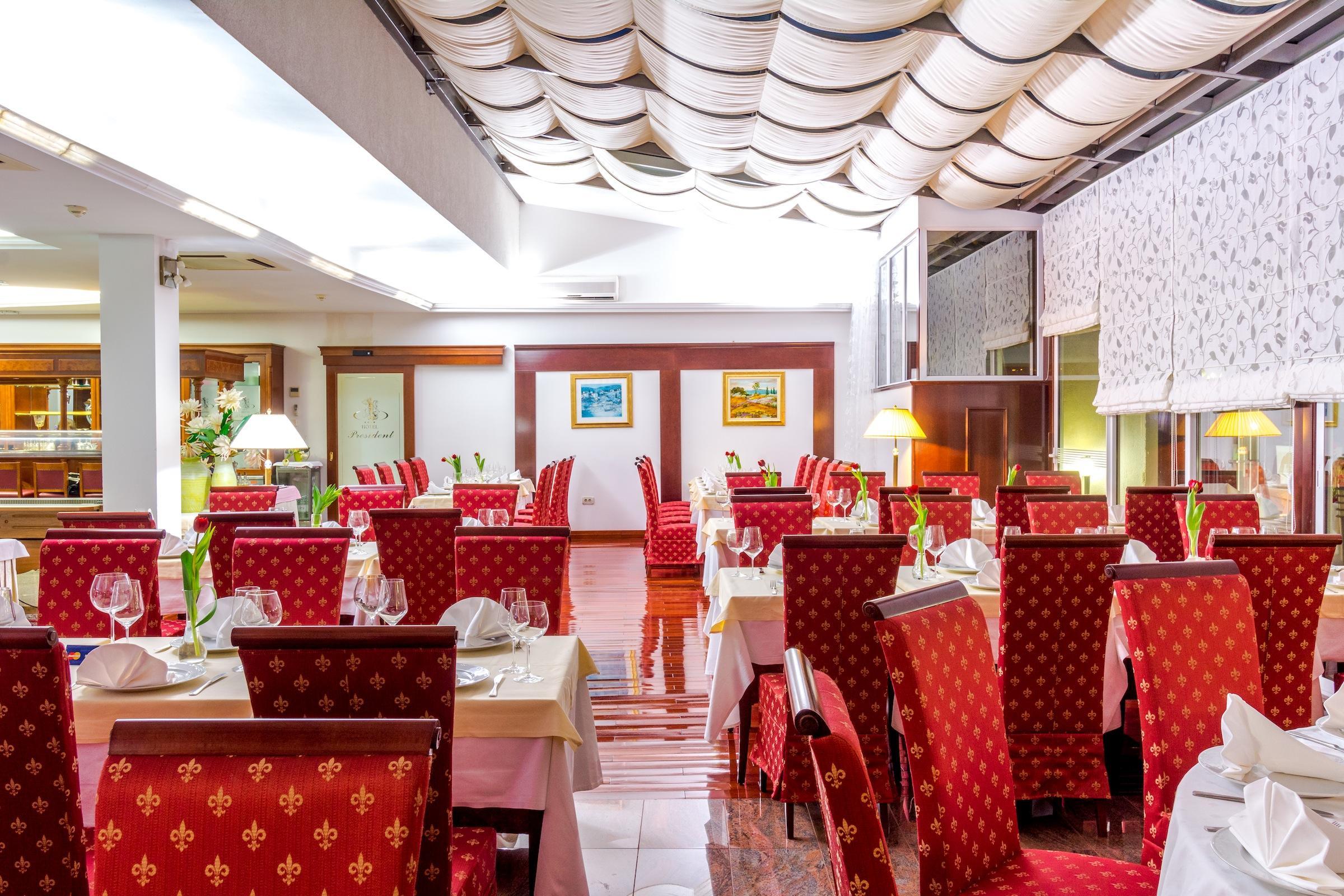 Palazzo President Hotel Split Bagian luar foto